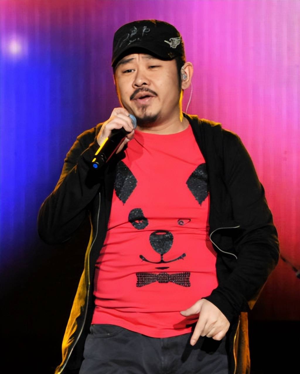 知名歌手爆料:舞台三次邀请刀郎被拒,《歌手》花几千万请不动他_汤潮