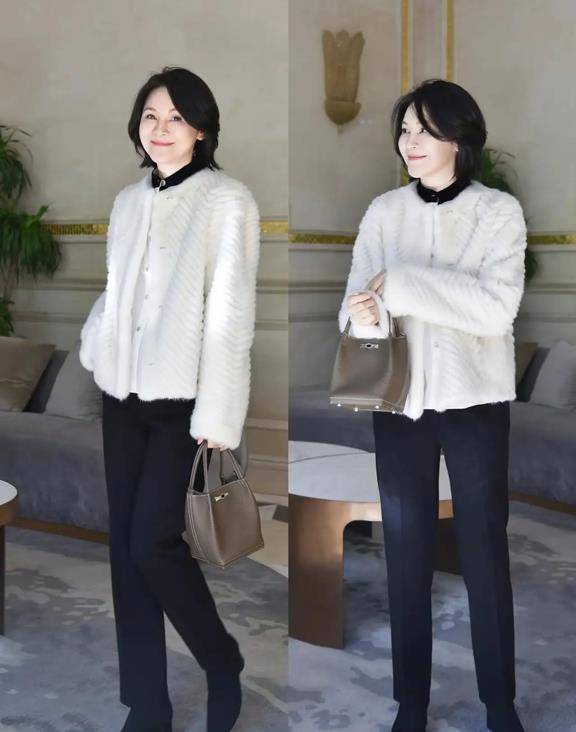 黑色九分裤,白色阔腿裤,这2条更显瘦_裤子_时尚_女性