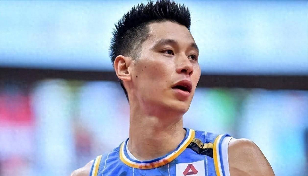 背靠背52分18板16助,曾经nba"林疯狂"又回来了_比赛_篮球_时刻