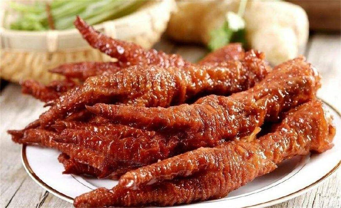 我国每年消费200多亿个鸡爪，市场源源不断的鸡爪从哪来？安全吗(图4)