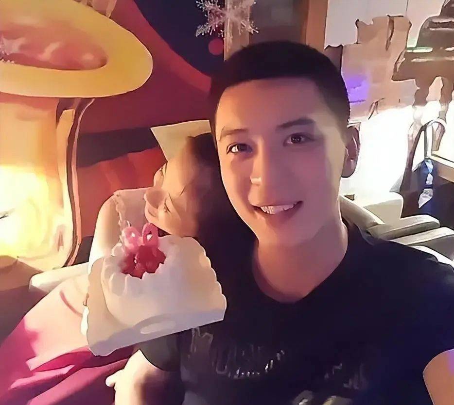 唐佳良:嫁给杨鸣是错误,卑微也挽救不了婚姻_父母_篮球_女人