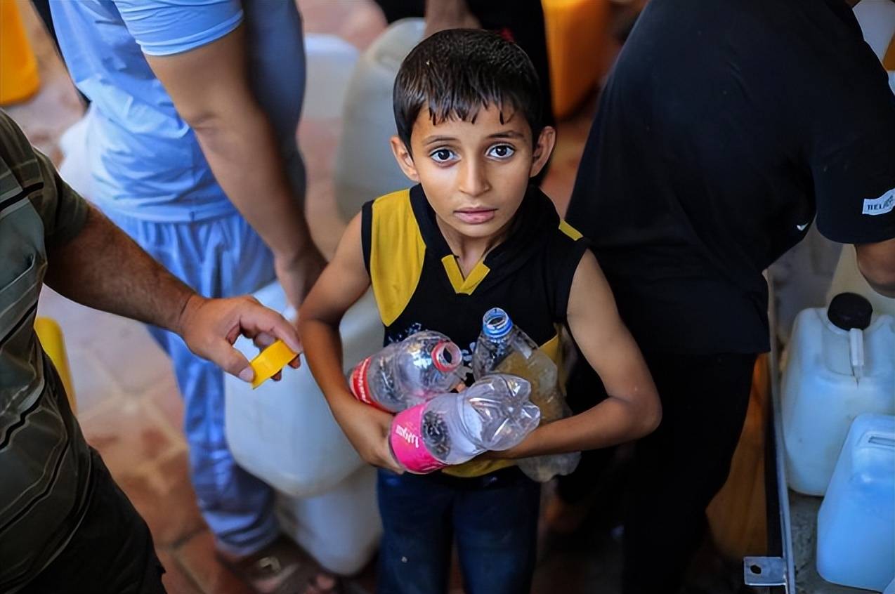 以调转枪口进攻加沙南部,巴190万人沦为难民,普京将访中东2国_行动