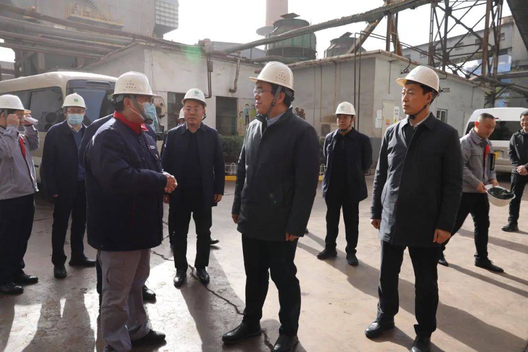 县委书记郝虎生,副县长高秀海参加.