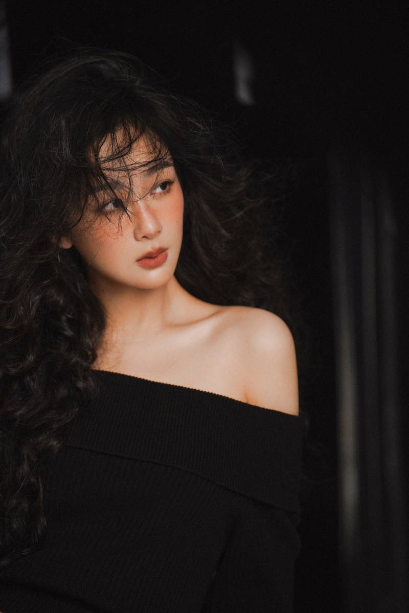 31岁杨紫拍大尺度写真,宽衣解带露内衣内裤,大秀小蛮腰傲人曲线_照片