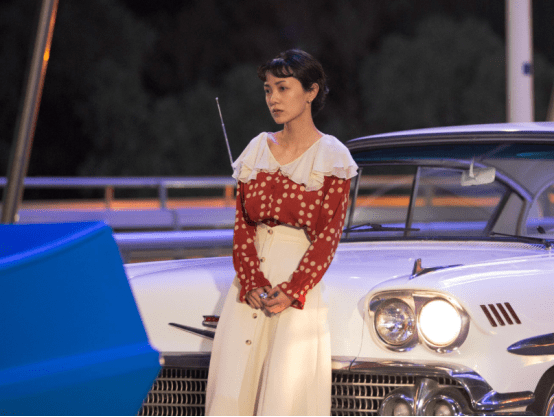 曾与杨佑宁相恋四年,又凭小时代火出圈_郭采洁_顾里_作品