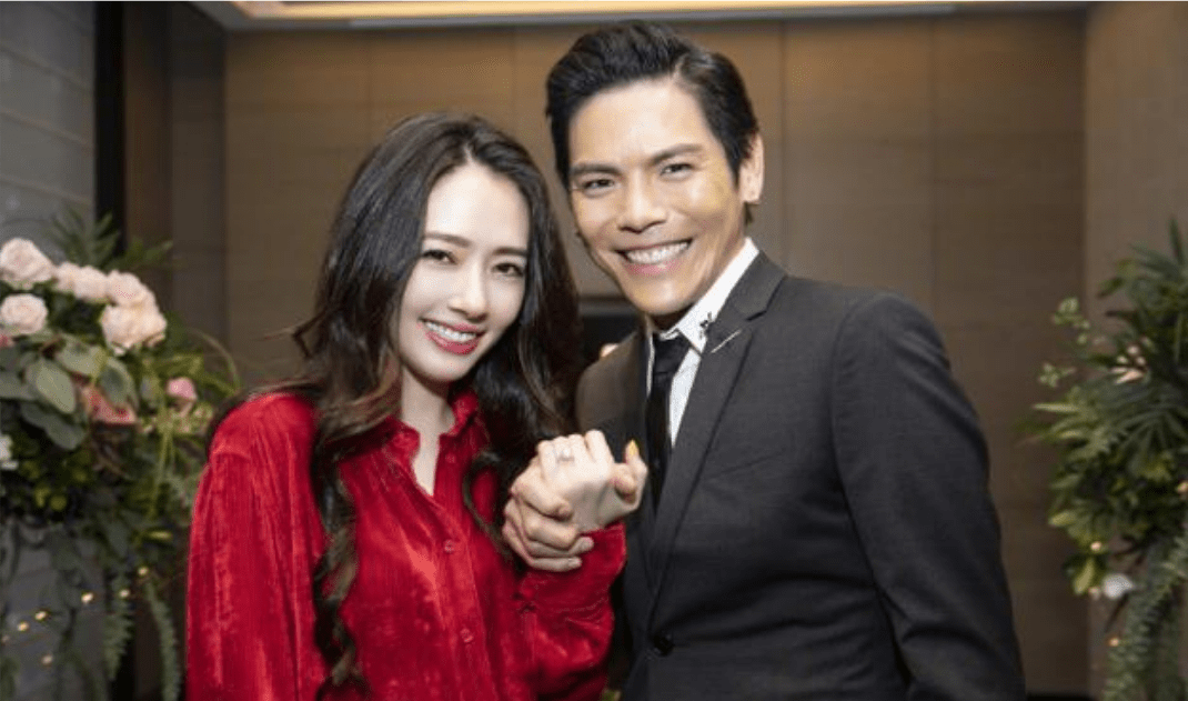 向佐郭碧婷武林夜市邂逅,褪去光环展现平凡一面_明星_家人_隐私