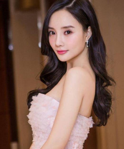 李小璐新恋情曝光?