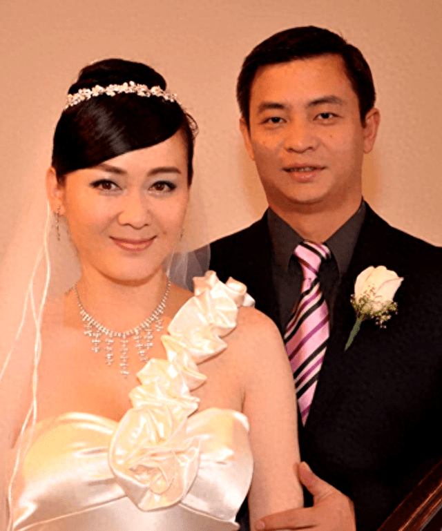 二婚嫁世界冠军,如今生活幸福_王小列_李大双_选择了