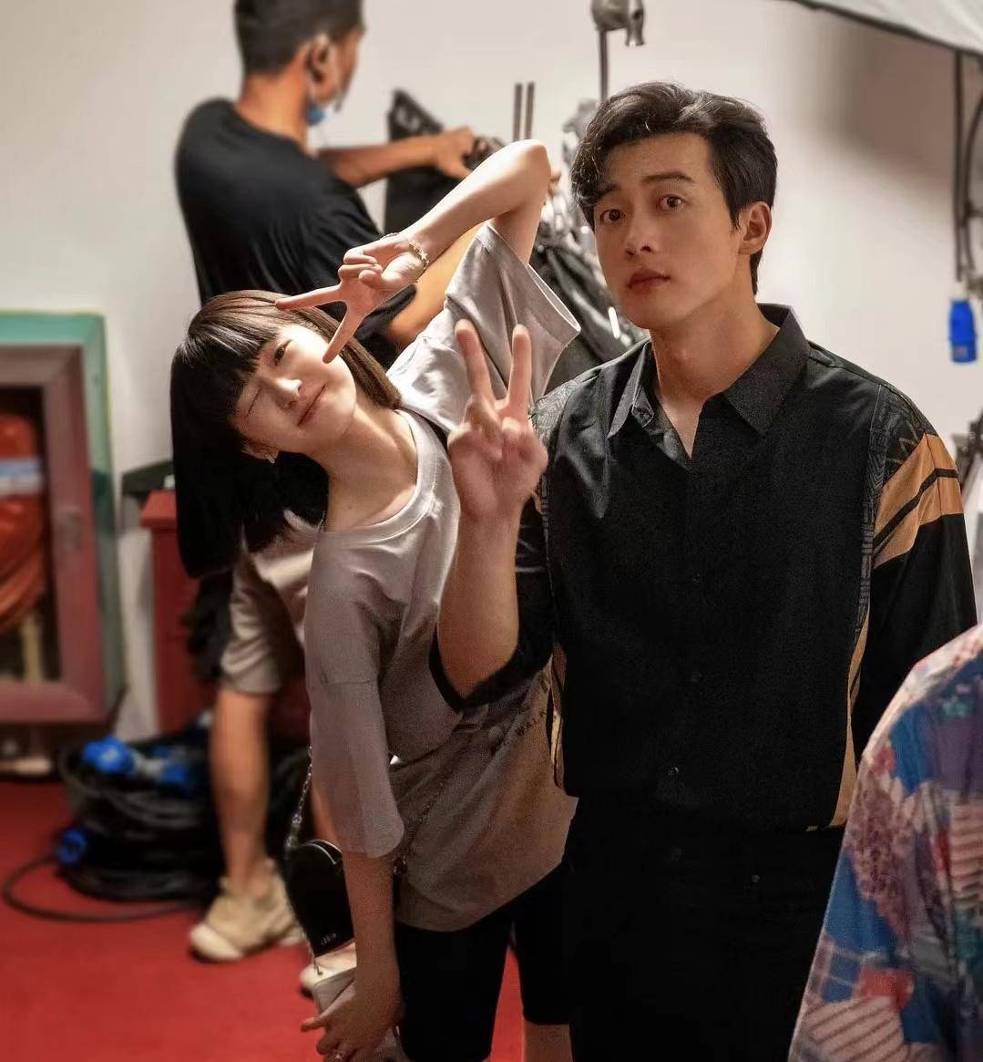 躲过演技小生檀健次,被剧中33岁"闷骚男"惊艳_侯雯元_观众_戚成钢