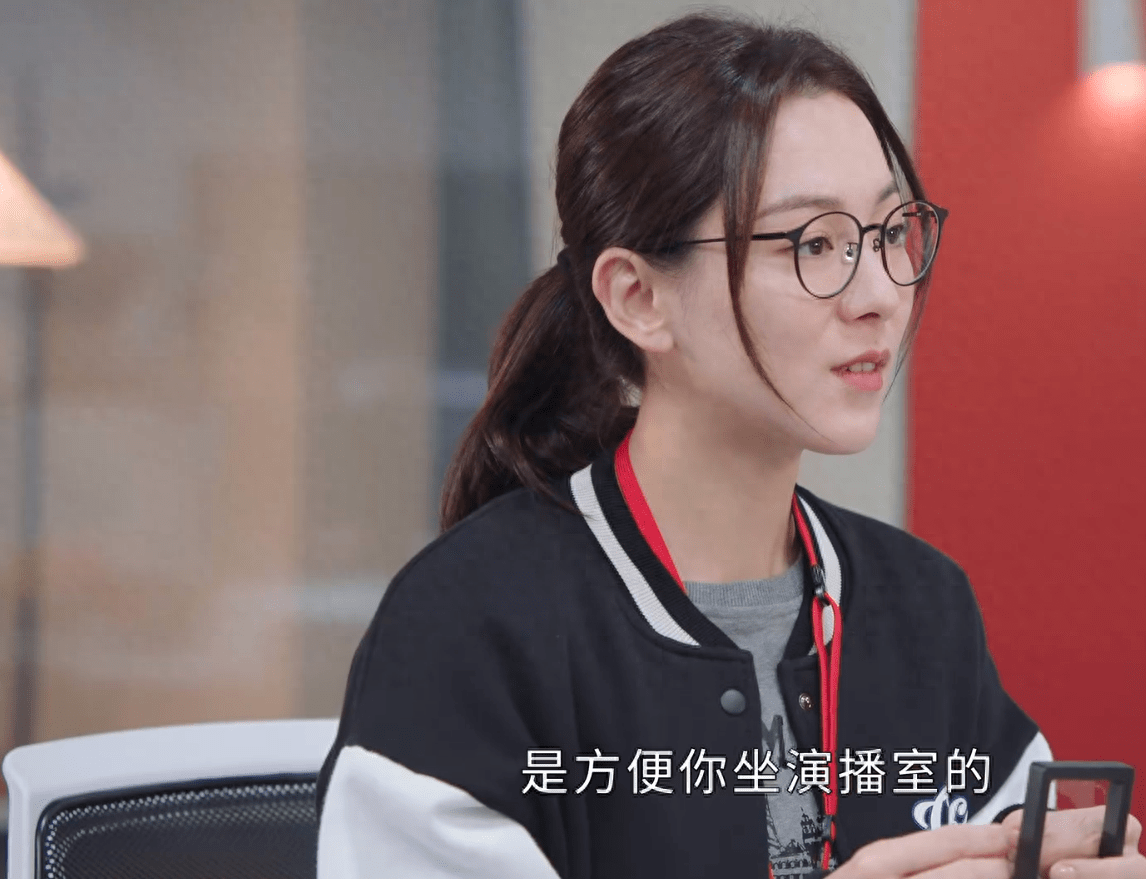 新闻女王许诗晴打脸梁景仁