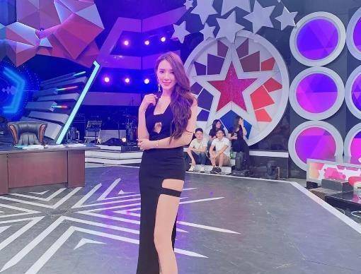 翁子涵要坐稳"台女模一姐"交椅?