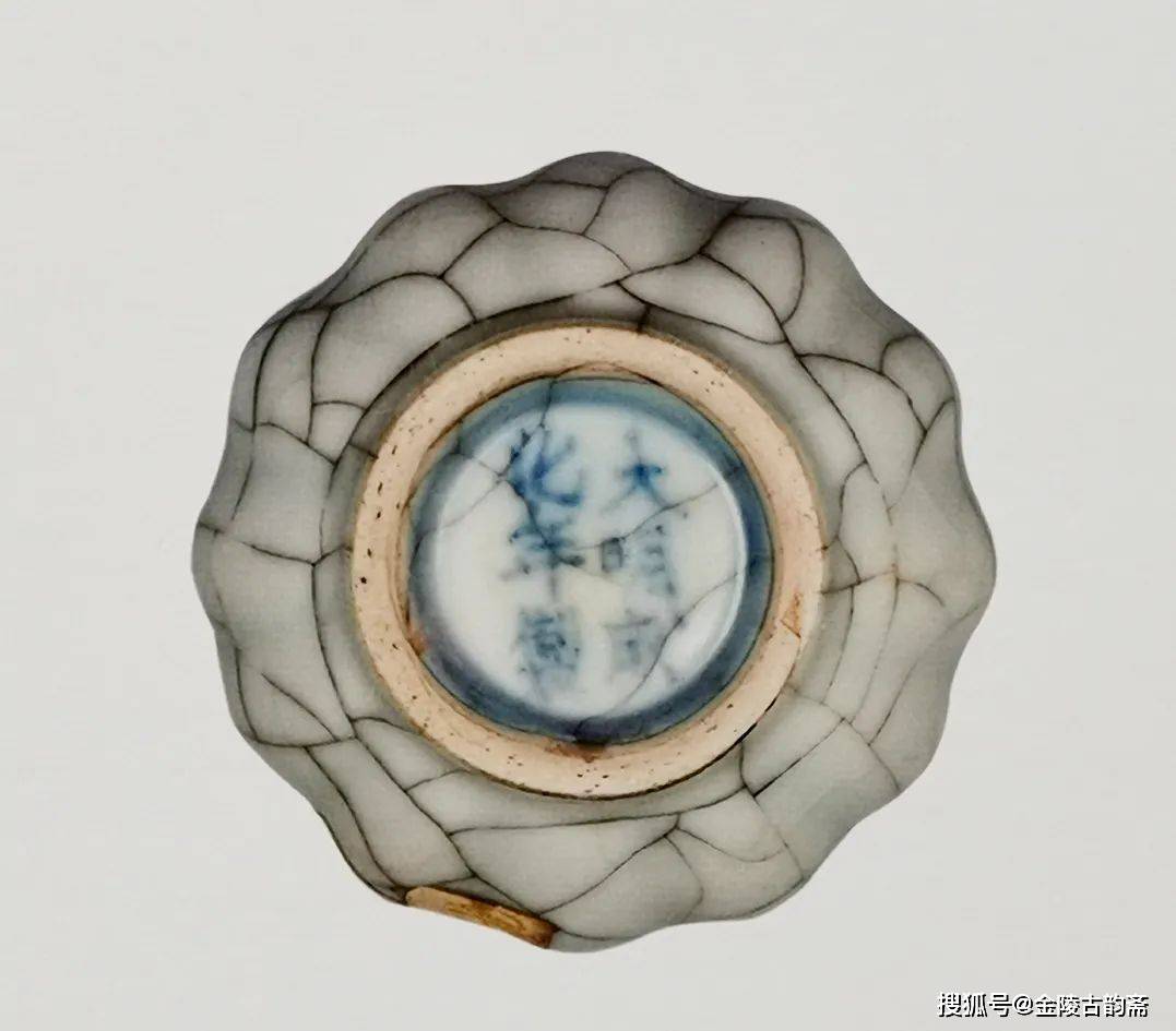 金丝铁线-明成化仿宋哥釉梅瓶图像研析_搜狐网