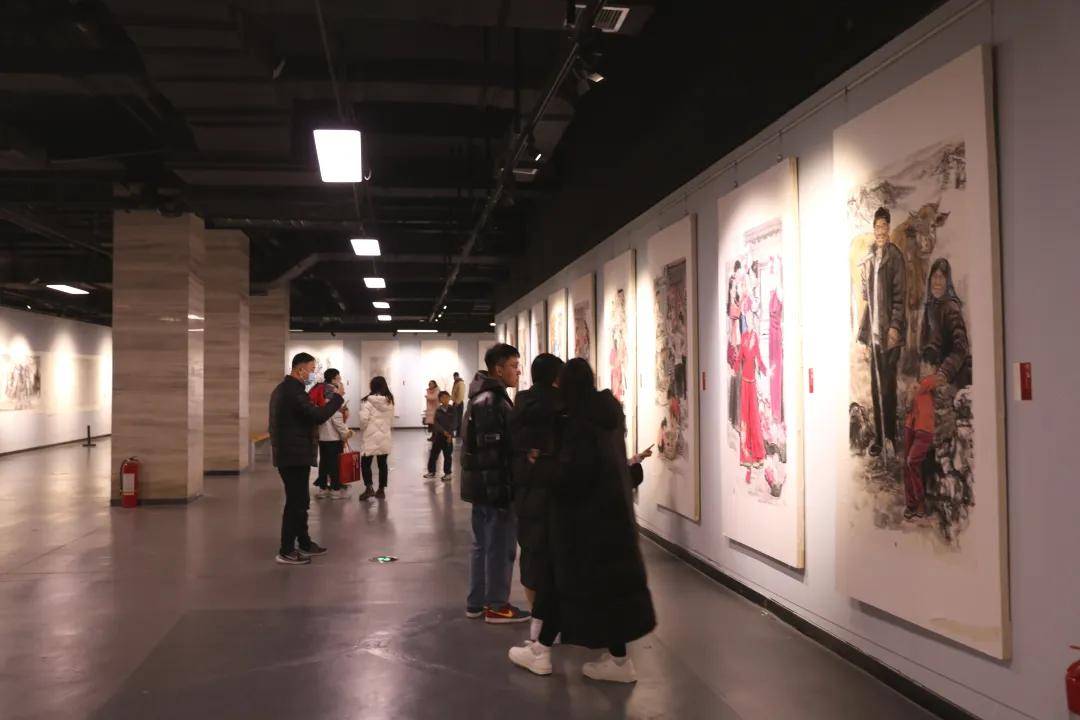 王兆典 ,侯钧中国画作品展在临沂市美术馆开幕