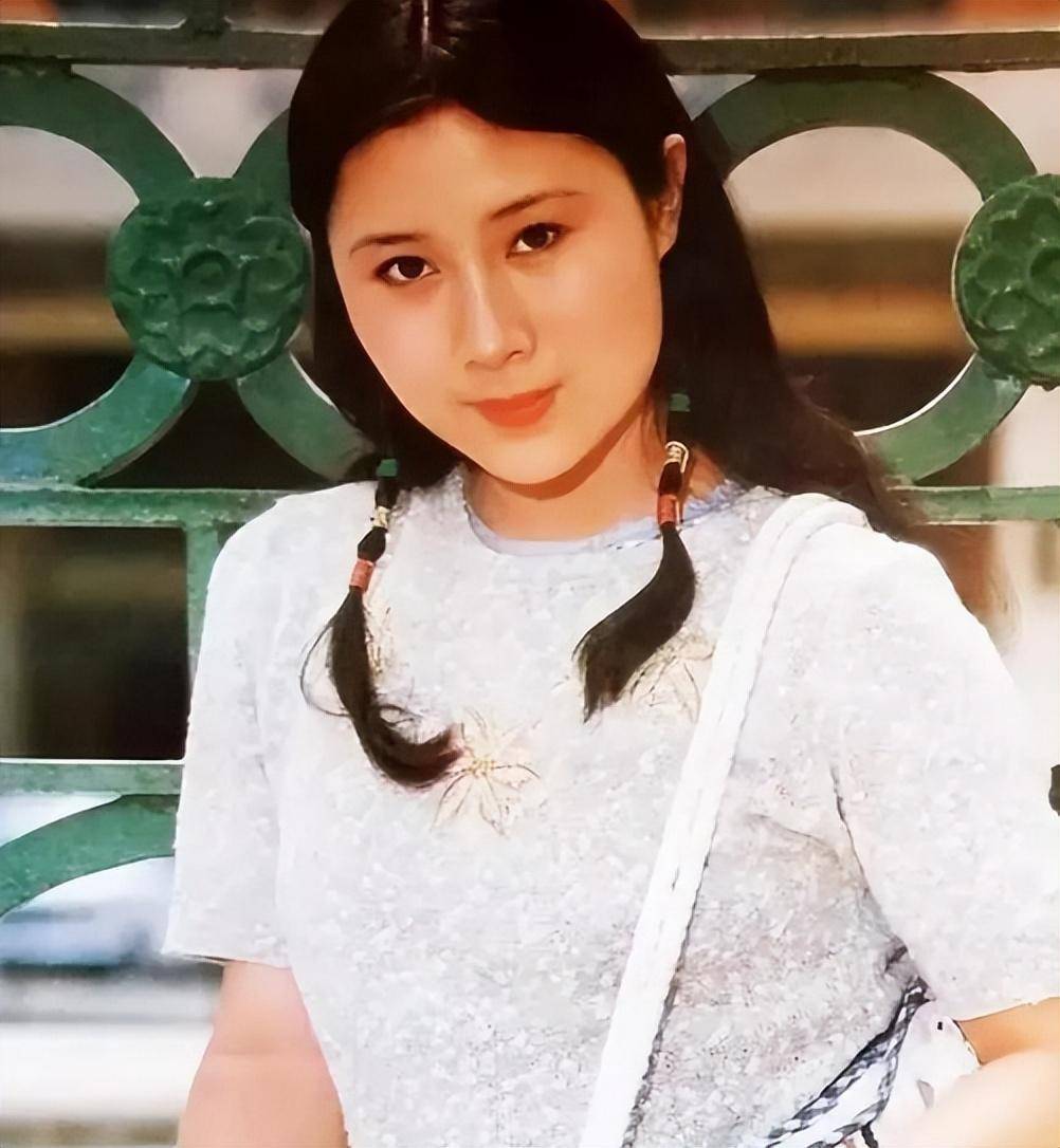 演员丁岚:一辈子不愁吃喝,为何59岁仍孤身一人?_张鑫炎_发展_国籍