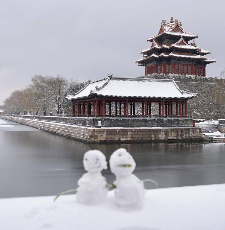 故宫角楼雪景诗句图片