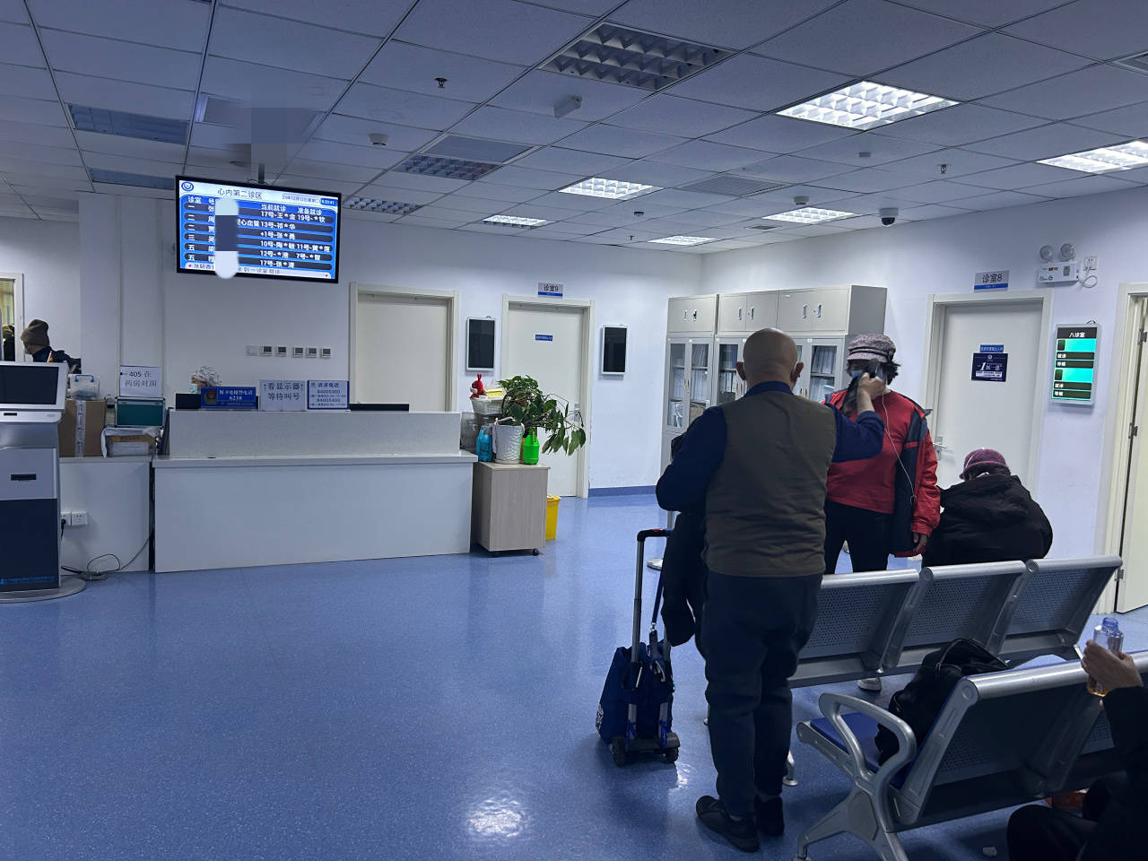 安贞医院全程代诊含挂号全天24小时陪护服务，随叫随到的简单介绍