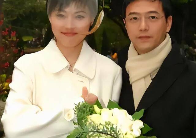 张延:结婚18年与丈夫恩爱无比,17岁的女儿继承了妈妈的美貌_事业_张燕