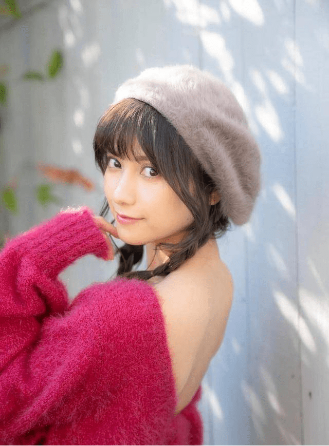 性感得叫我窒息!桃月梨子写真赏_小岛阳菜_魅力_外貌