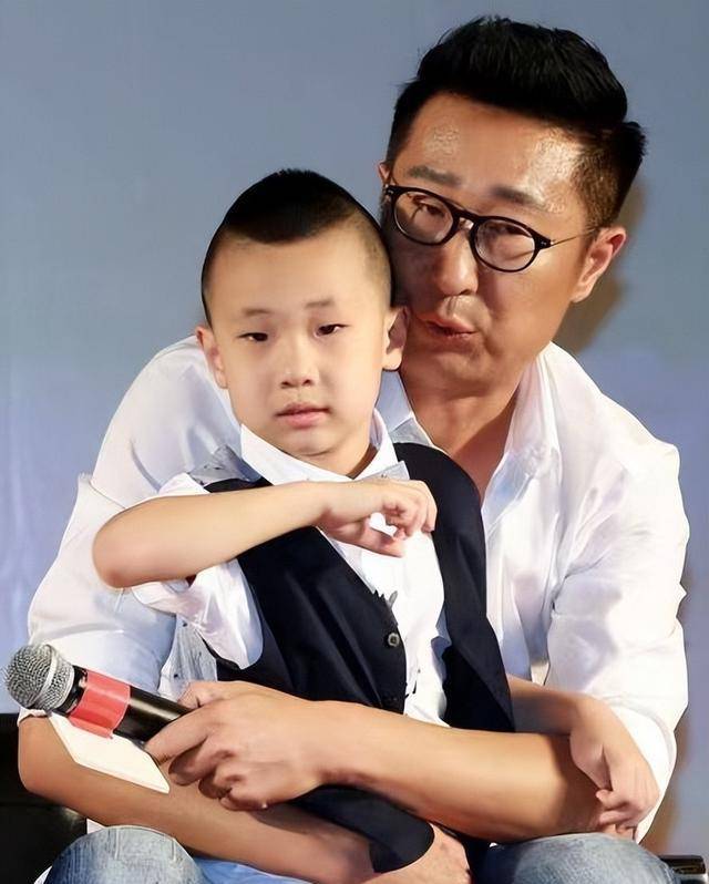 林永健说儿子长得不像他,但见过他儿子的人却说长得一模一样_周冬奇