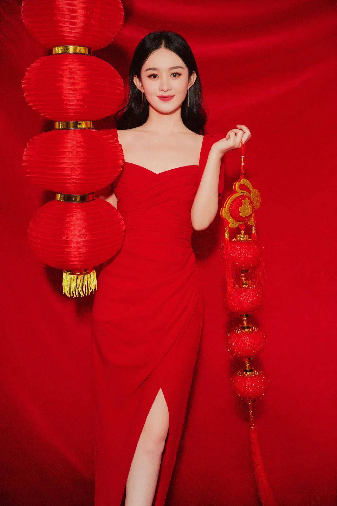 分享女明星新年祝福壁纸,赵丽颖甜美端庄,杨幂和baby温柔灵动