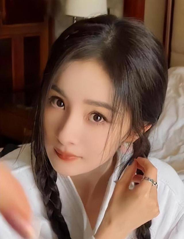 "天生狐狸眼"的5位女星,灵动中透着妩媚,媚到骨子里了_眼睛_眼神_周迅