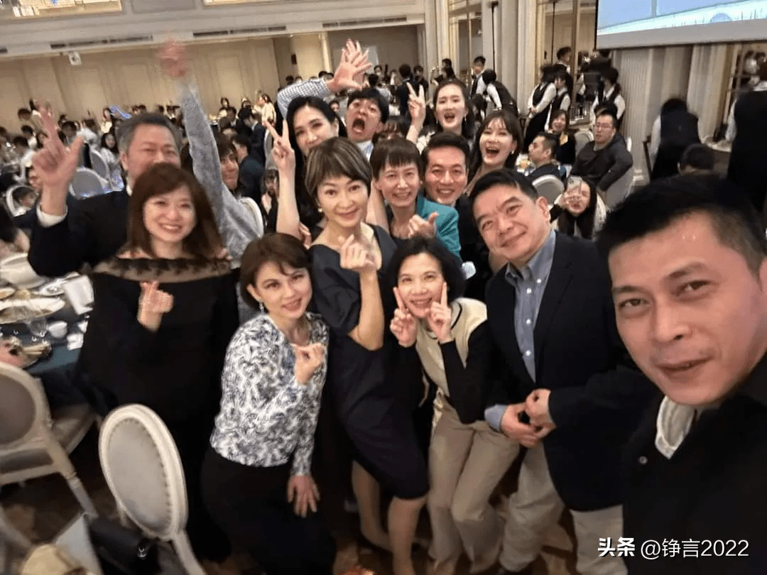 赖岳谦卢秀芳祝贺,情路坎坷如戏剧般跌宕_郑亦真_老公_钻戒