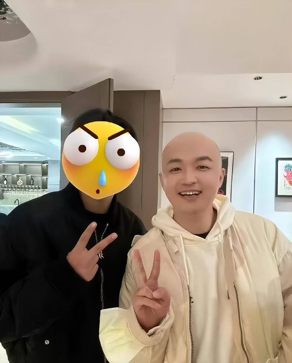 凡尔赛创始人蒙淇淇老公不忠分手?