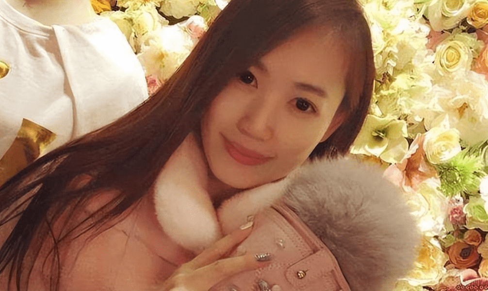 王宝强也因此骨折住院,而作为女子的马蓉竟然是在网上看到的消息,并且