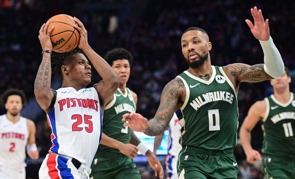 利拉德33分波蒂斯31 12字母哥22分 活塞负雄鹿23连败刷新队史纪录_杰