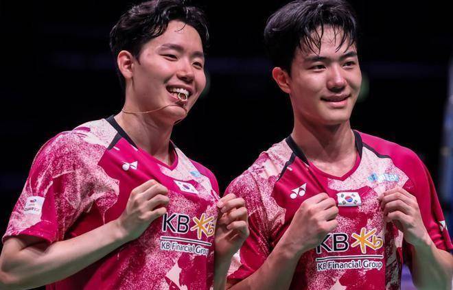 冠军领跑男双,尤其是主场两连冠,其中我们羽毛球公开赛super1000为