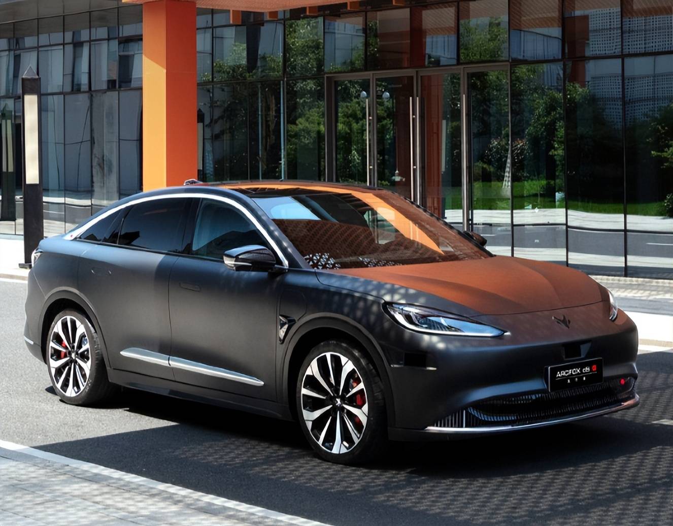 极狐阿尔法s先行版感受极狐大魔王高阶智驾魅力