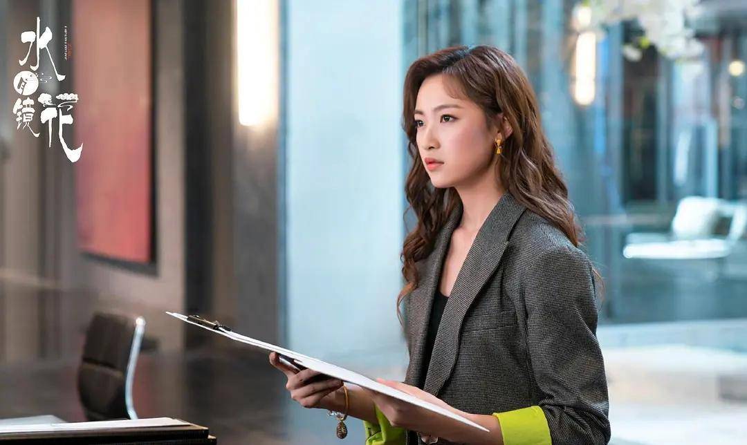 2,《水月镜花》郭麒麟,吴镇宇领衔主演的网络剧,演员阵容强大,剧情