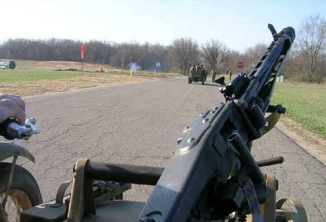 二战中被称为希特勒电锯的mg-42通用机枪_德国_制造_限制