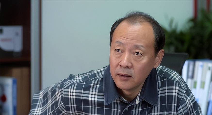 陈清泉"侯天来:影视中的反派专业户,生活中的好丈夫_角色_演技_形象