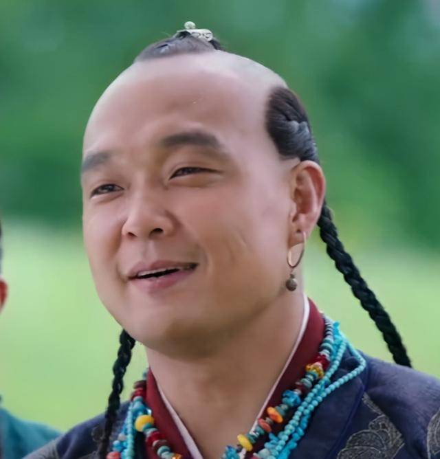宋初名将之一的潘仁美成了卖女求荣的大奸臣;为了抬高呼家将,抵御西夏