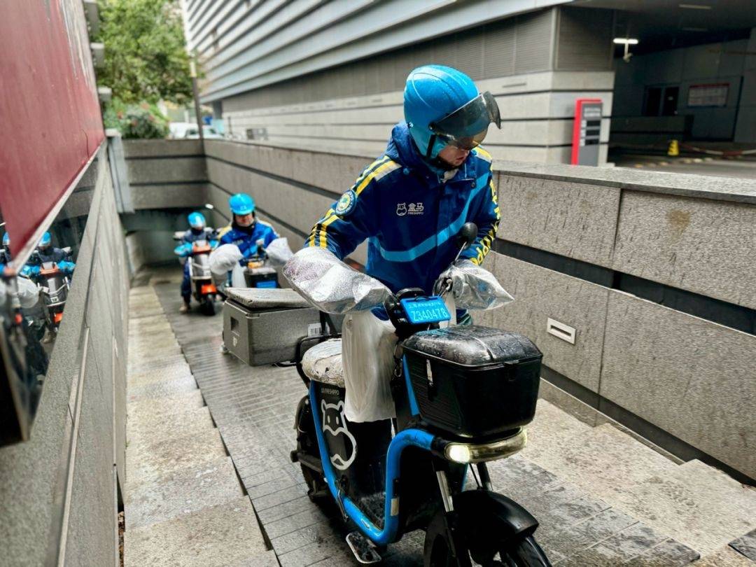 盒马增加订货量,增强运力保供应_销售_食品_上海