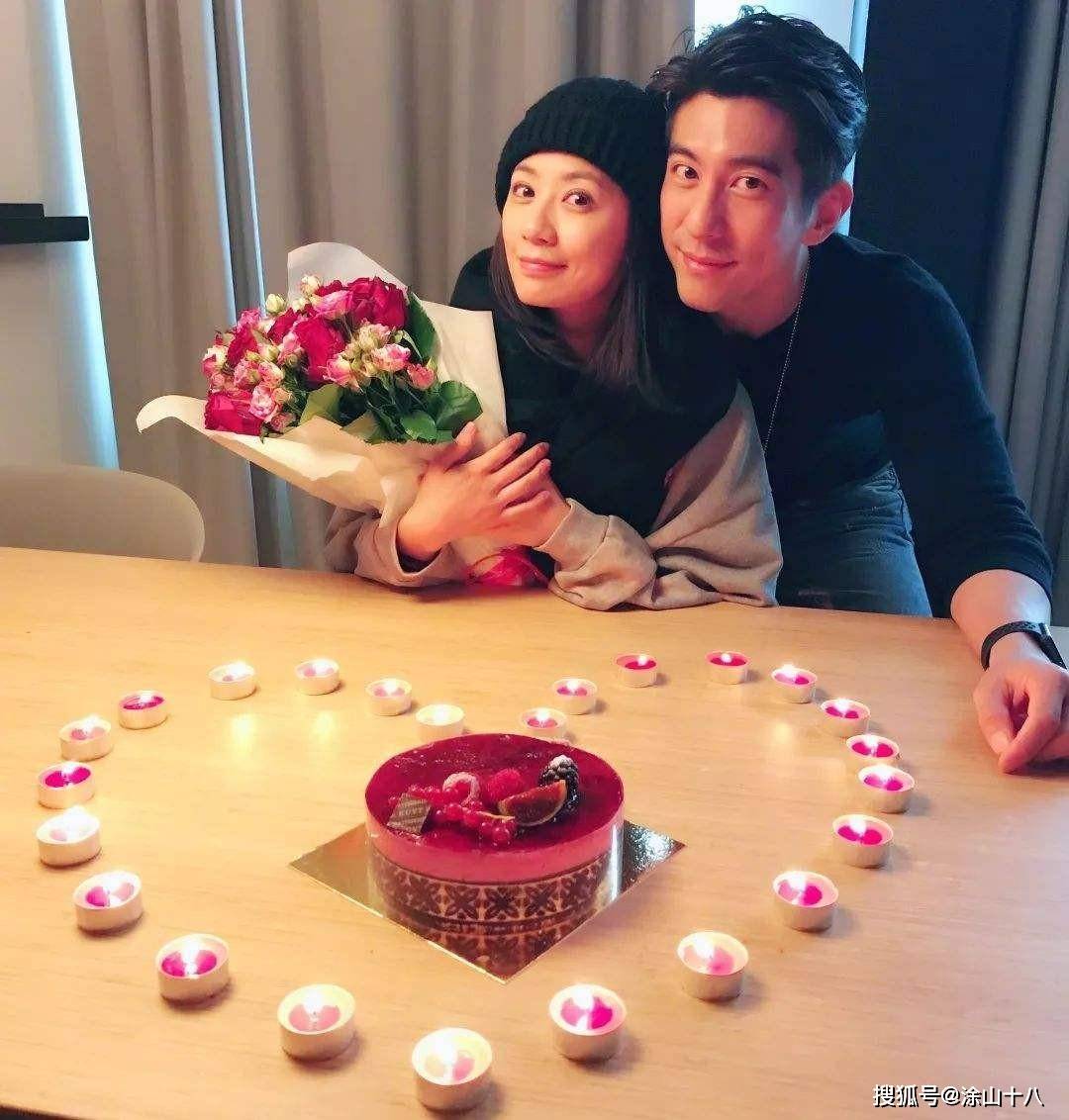 "情史太乱"的代价,在49岁贾静雯身上体现得淋漓尽致_黄建群_父亲_黄磊