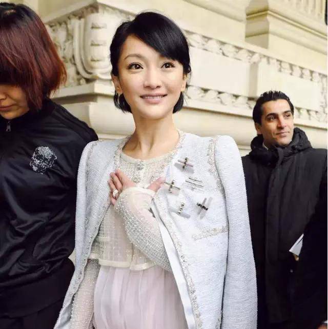 周迅原来这么多钱,可是感情很不顺,其实这和她性格有关_陈坤_窦鹏