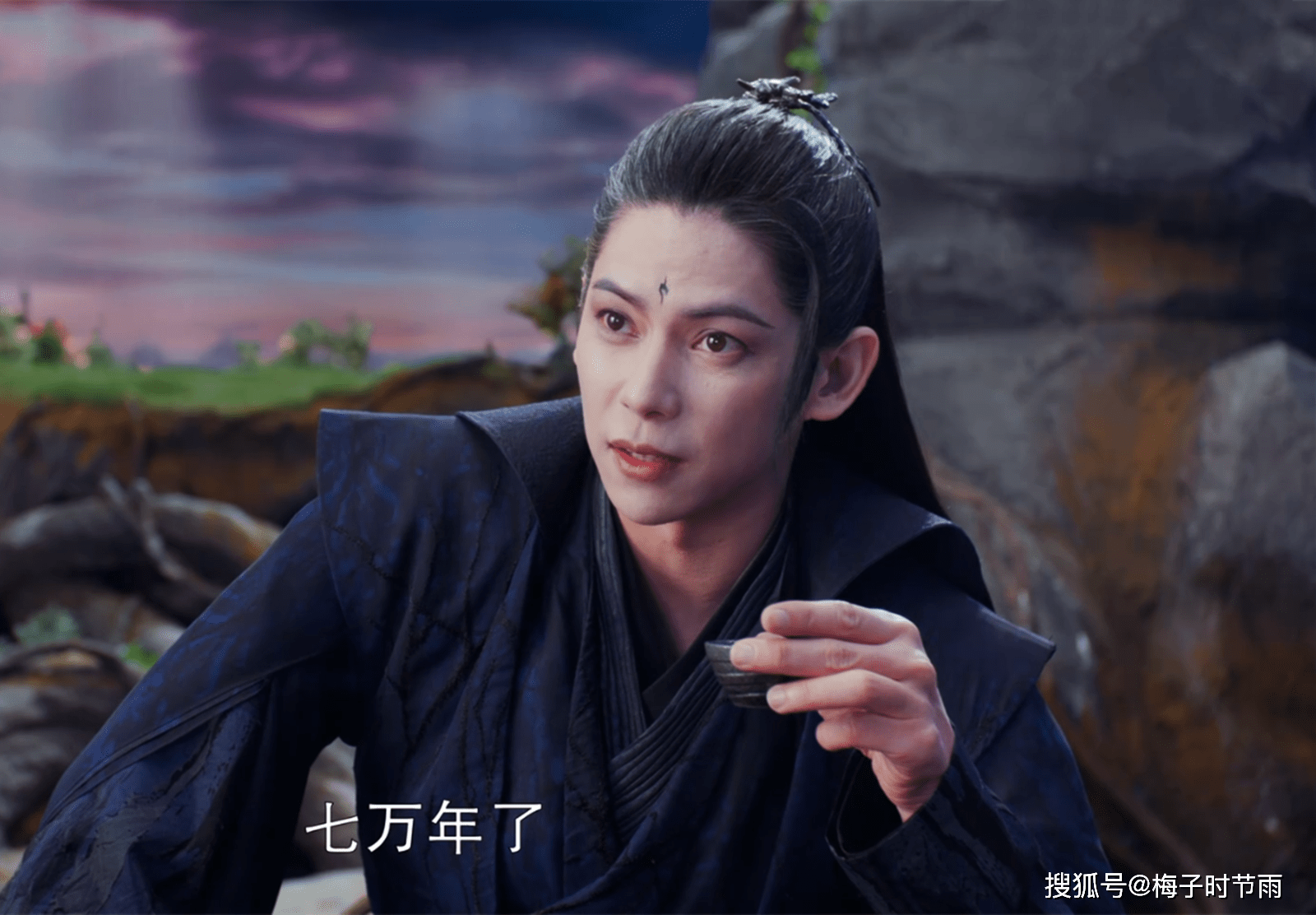 之战中他其实死过一次,杀死他的是白玦真神,但是祖神擎天却把他复活了