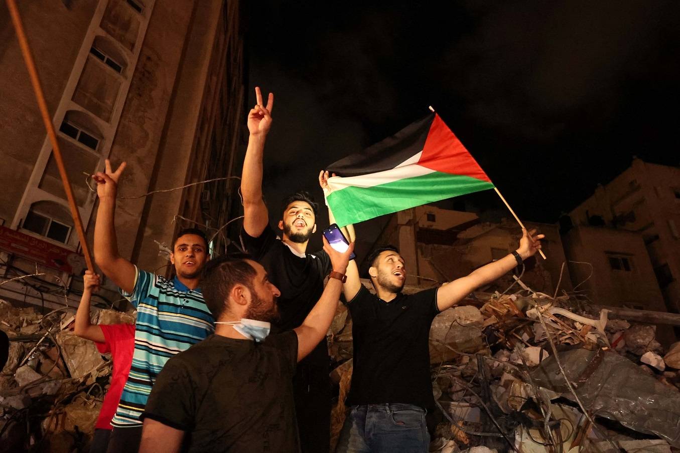 哈马斯宣布停火开始时间_加沙地带_人员_新华社
