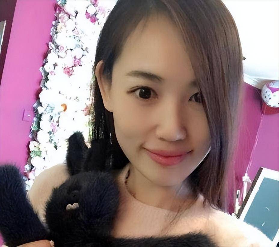 离开王宝强后的马蓉,如今她过的怎么样了?_宋喆_什么_手机