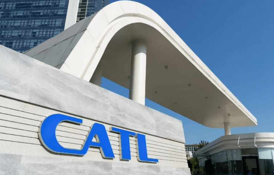 宁德时代失去"王气",一手好牌怎会打成这样?_车企_新能源_电池