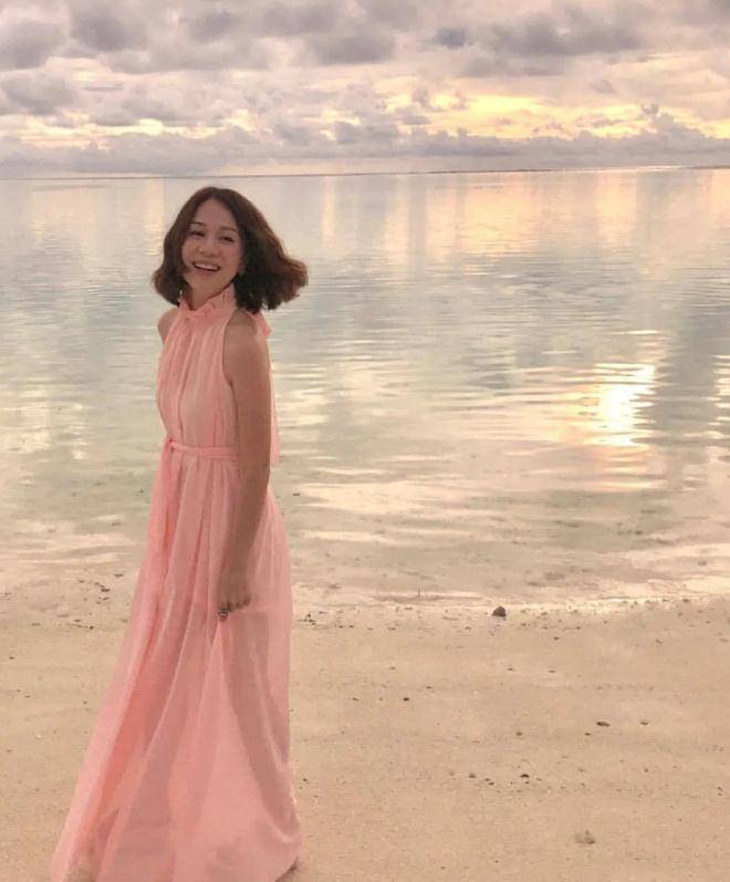 5岁弹钢琴8岁写曲子,邝文珣被称作"小刘嘉玲",为何红不起来?