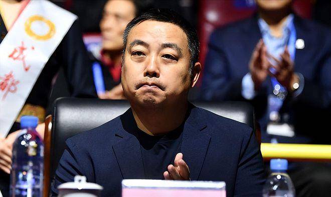 刘国梁卸任总教练风波背后:拒绝被降级当组长,主动辞职不愿从政_中国