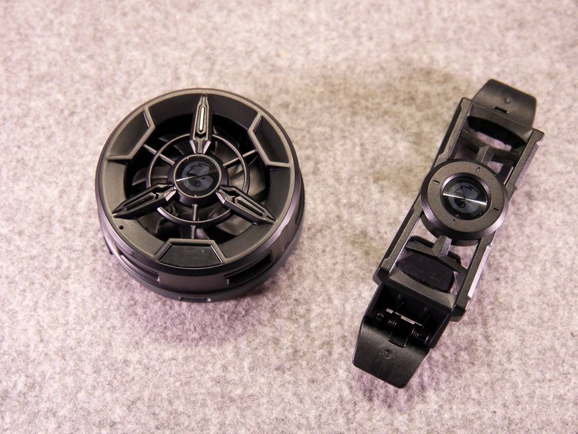 让手机变成游戏机——leadjoy 暴风眼游戏手柄 小鸡f9散热_按键_位置