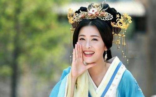 而刘屈氂和此时远在边塞的李广利都是同谋,他们希望昌邑王刘髆继位