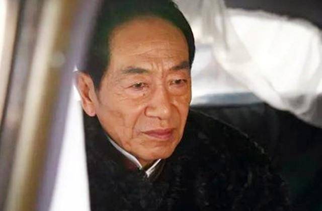 76歲王奎榮,年過古稀仍在拍戲,娶小37歲嬌妻生活幸福_工作_演技_年齡