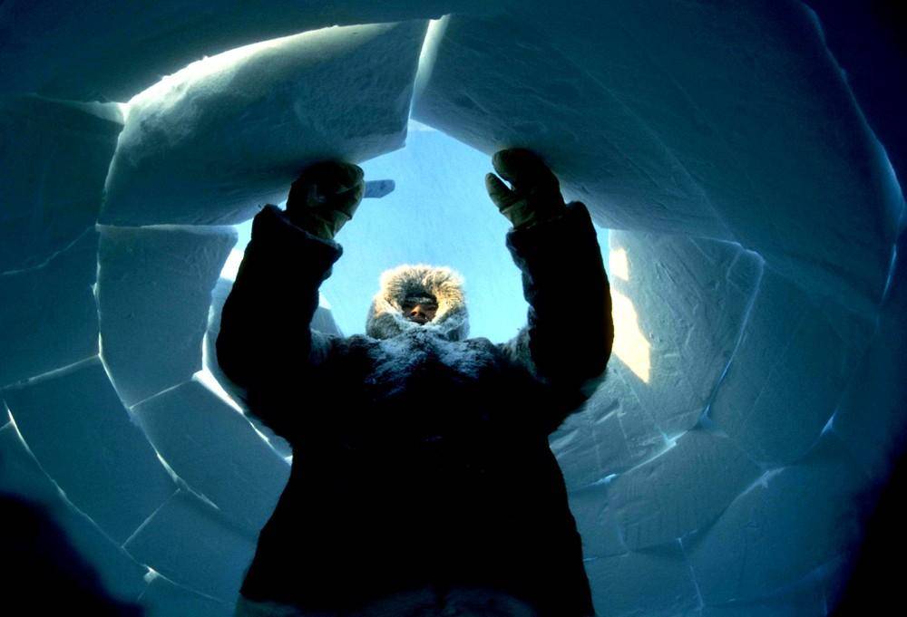 因纽特人住冰屋为何不冷？当地零下50℃，在屋子里生火，雪却不化(图5)