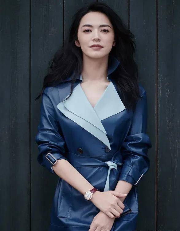 大嘴美女姚晨,笑得激情,张扬而又无所顾忌,简直是肆无忌惮_笑容_气质