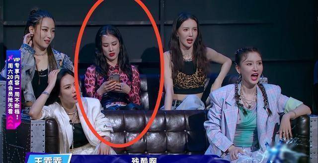 邀请"姐姐团"参加,除了开场舞表演,还决定舞者去留_节目_金晨_张萌